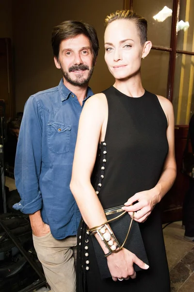 Look 74